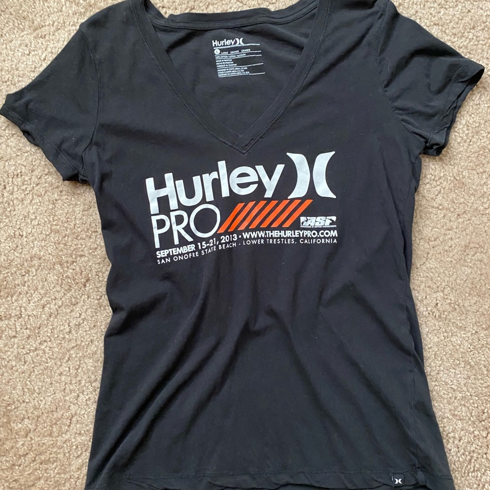 Hurley T-size large